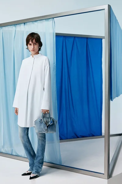 Look 10